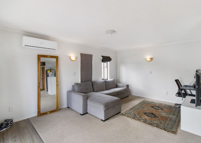  at 39 Greenstone Place, Clover Park, Manukau City, Auckland