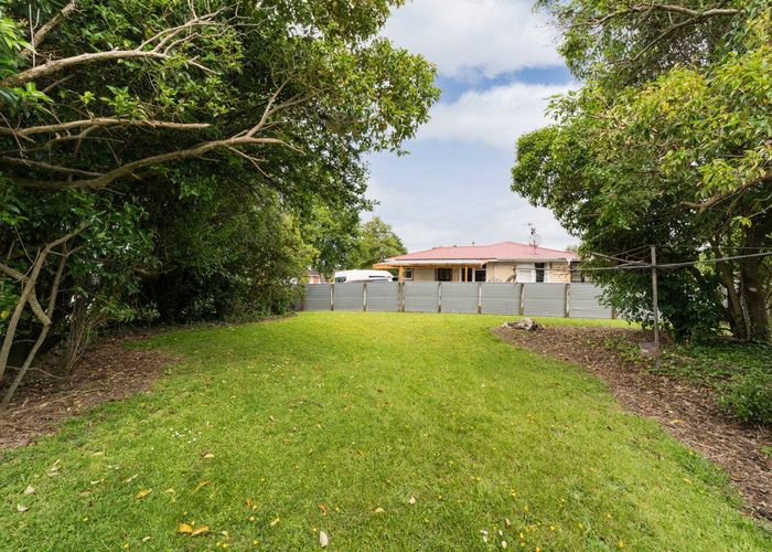  at 2 Newbury Street, Awapuni, Palmerston North, Manawatu / Whanganui