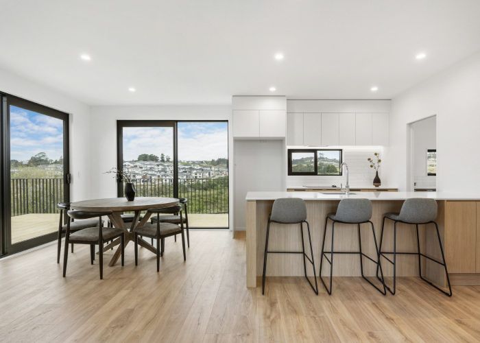  at 5 Koura Road, Flat Bush, Manukau City, Auckland
