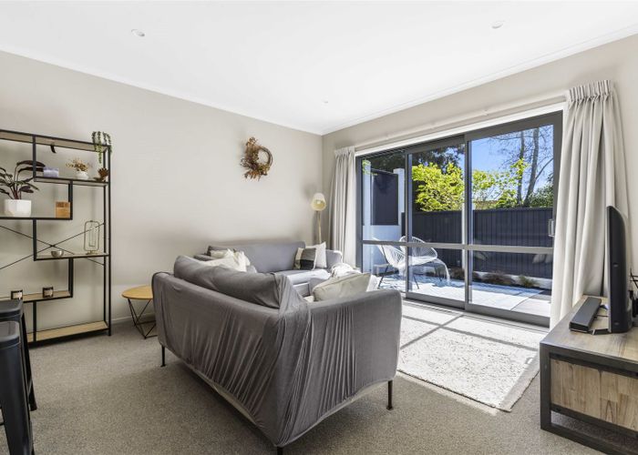  at 5/4 Tisdall Street, Hamilton Central, Hamilton