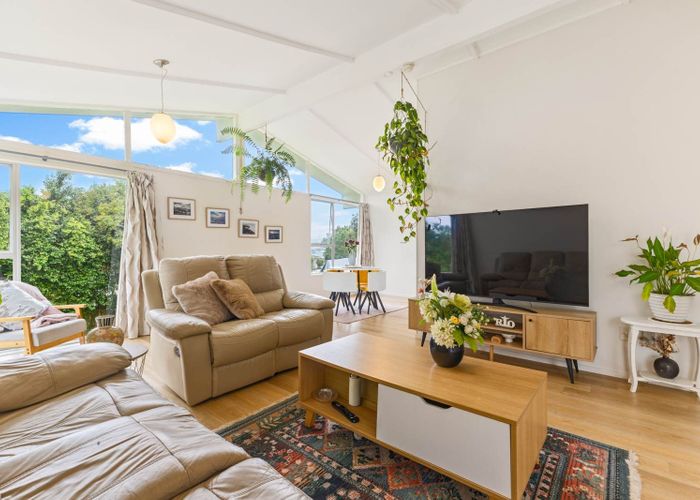  at 1 Blanche Way, Half Moon Bay, Manukau City, Auckland