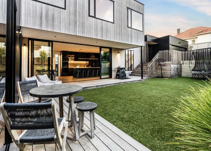  at 21A Bonnie Brae Road, Meadowbank, Auckland