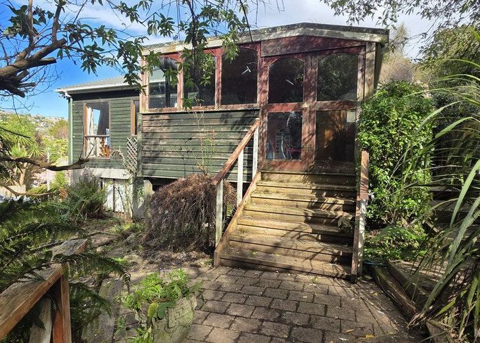 at 27 Kelvin Road, North East Valley, Dunedin, Otago