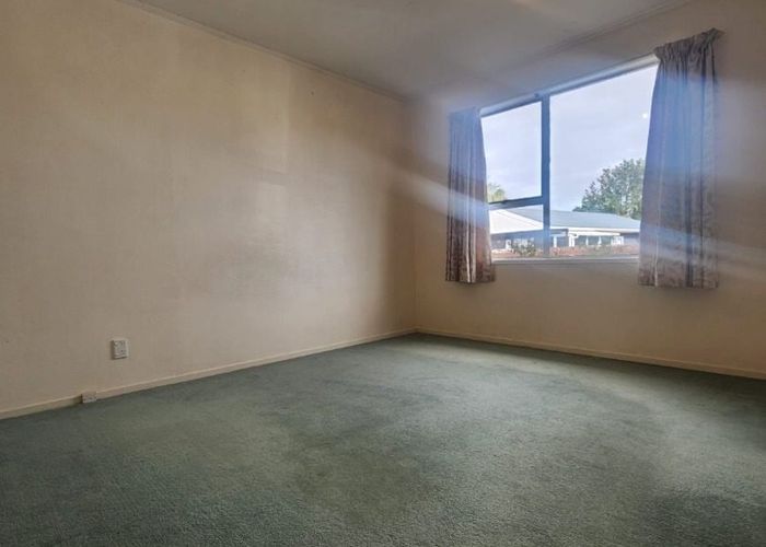  at 34A Darren Crescent, Half Moon Bay, Manukau City, Auckland