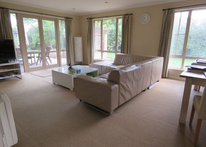  at 23 Huntingdon Place, Avonhead, Christchurch City, Canterbury