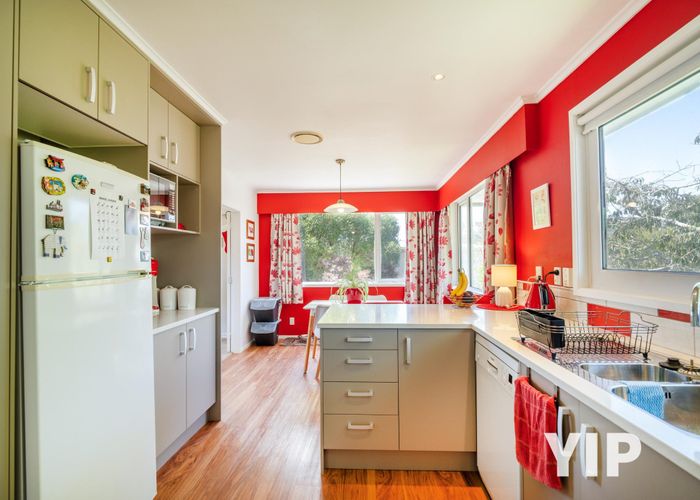  at 36 Bracken Road, Paparangi, Wellington