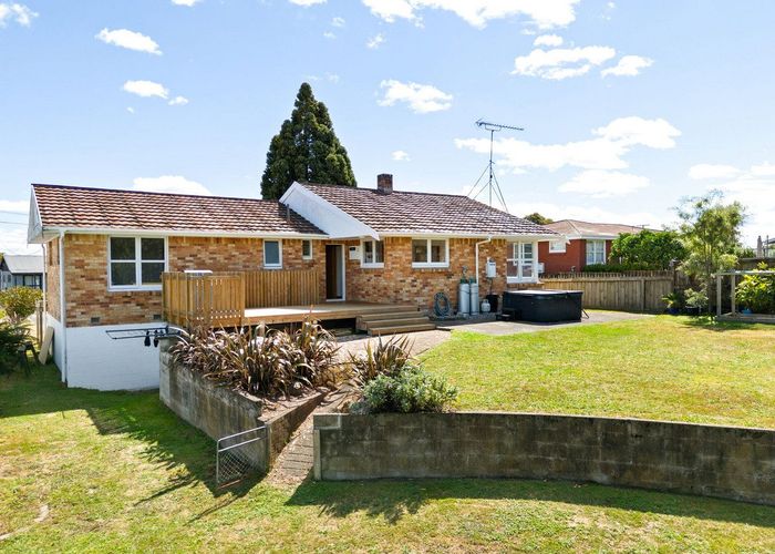  at 112 Scott Street, Cambridge, Waipa, Waikato