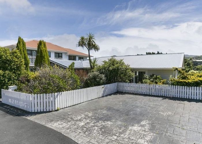  at 8 Witham St, Island Bay, Wellington, Wellington