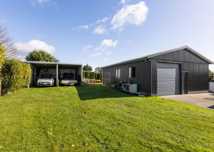  at 318 Mountain Road, Lepperton, New Plymouth