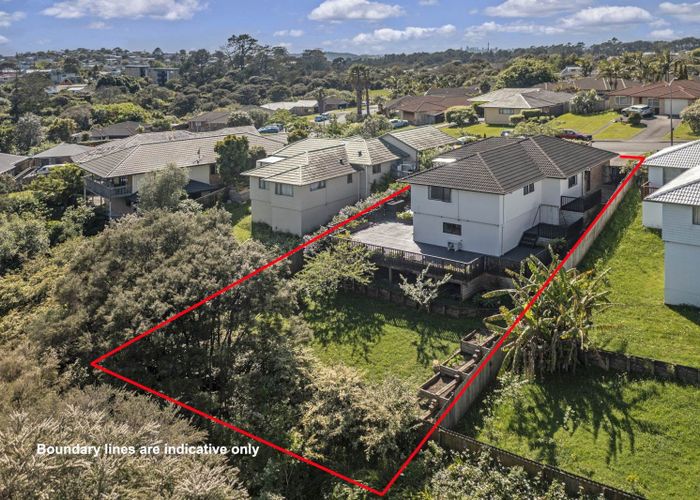  at 35 Jadewynn Drive, Massey, Waitakere City, Auckland