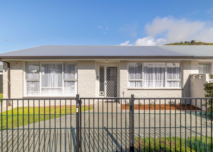  at 1/304 Opawa Road, Hillsborough, Christchurch