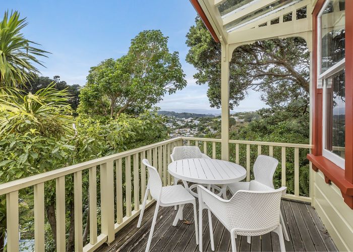  at 153 Raroa Road, Aro Valley, Wellington
