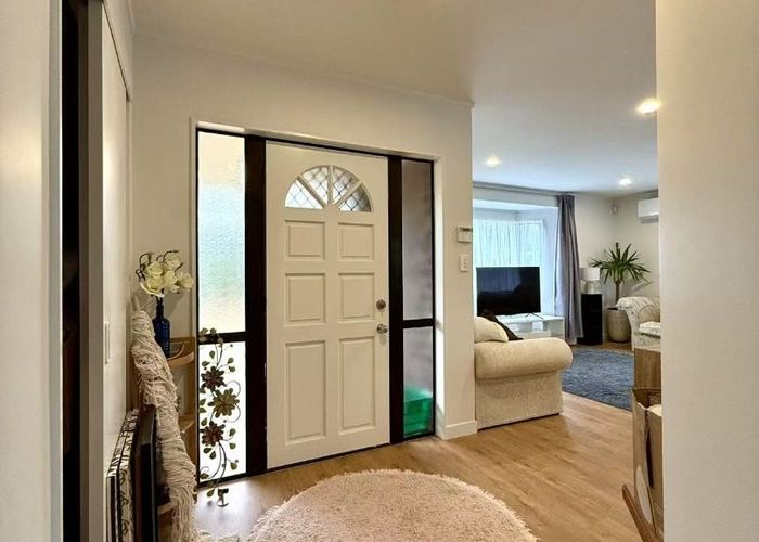  at 2/279 Hobsonville Road, Hobsonville, Waitakere City, Auckland