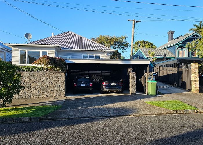  at 7 Fifth Avenue, Mount Albert, Auckland