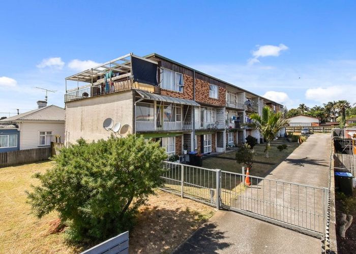  at 15/27 Avenue Road, Otahuhu, Auckland City, Auckland