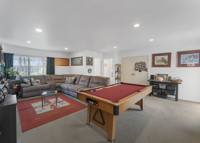  at 137 Walter Strevens Drive, Conifer Grove, Takanini