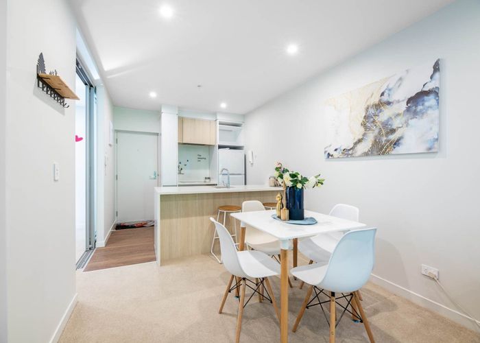  at 215/14 Edgerley Avenue, Epsom, Auckland City, Auckland