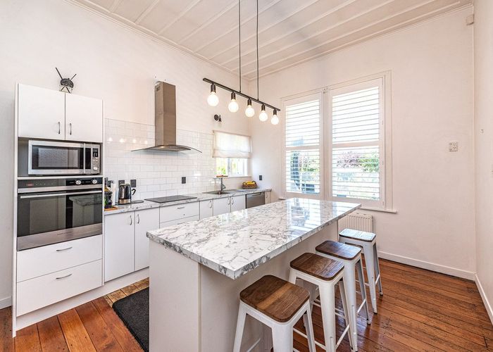  at 24 Brassey Road, Saint Johns Hill, Whanganui