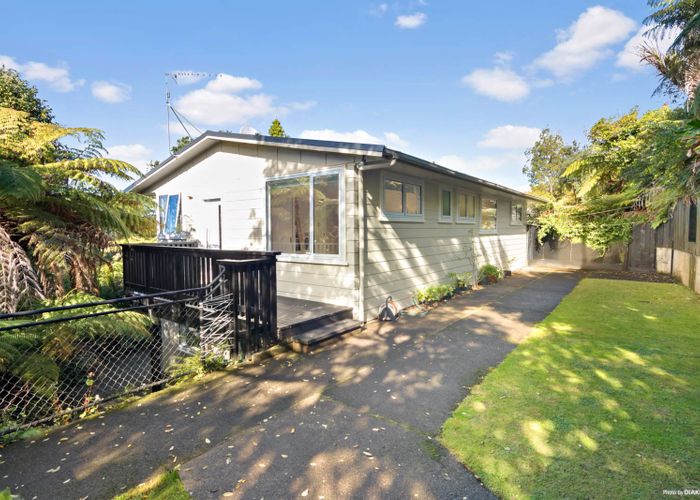  at 1/21 Taunton Terrace, Blockhouse Bay, Auckland