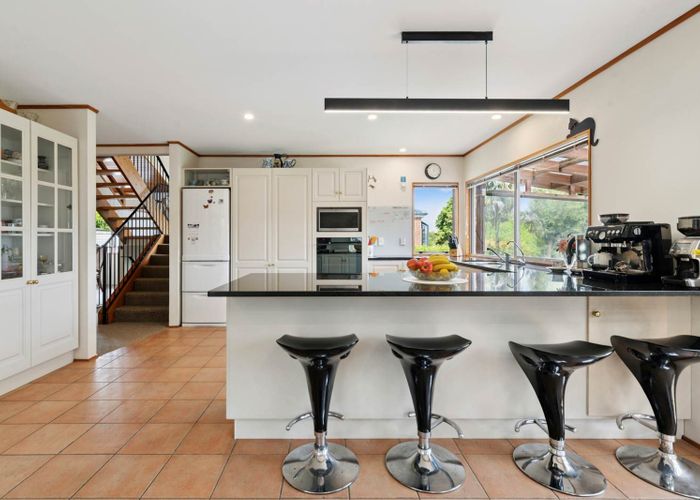  at 32 Kuripaka Crescent, The Gardens, Manukau City, Auckland
