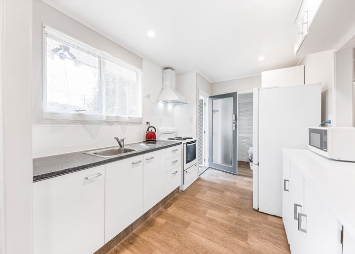  at 1/18 Matipo Road, Te Atatu Peninsula, Waitakere City, Auckland