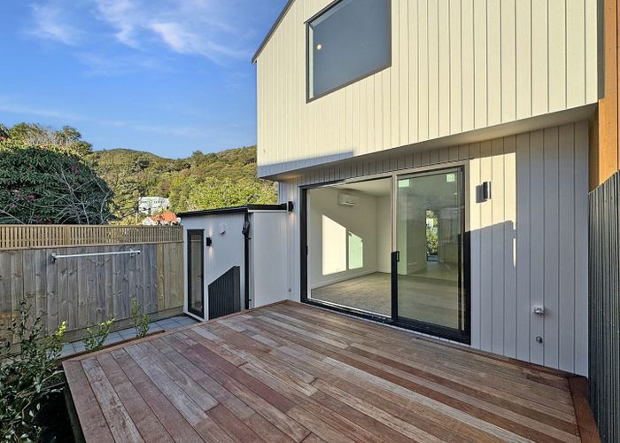  at 4/323 Riverside Drive, Waterloo, Lower Hutt