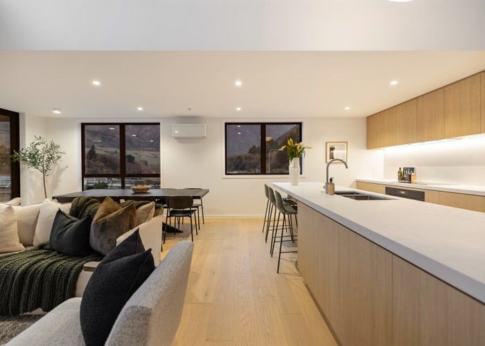  at 11B William Rees Place, Kelvin Heights, Queenstown-Lakes, Otago