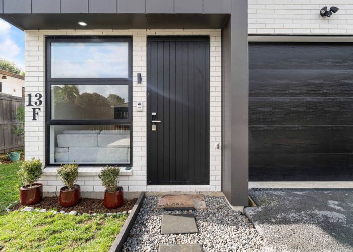  at 13F Purata Place, Mangere Bridge, Manukau City, Auckland
