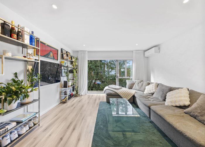  at 3/30 Don Croot Street, Morningside, Auckland City, Auckland