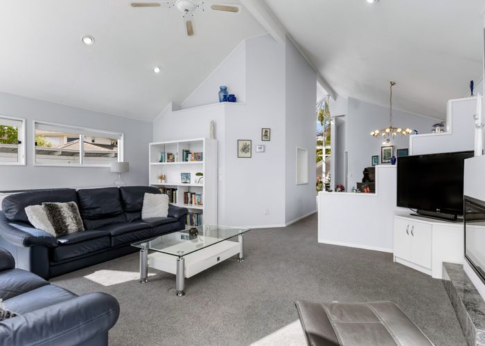  at 9 Muka Close, The Gardens, Manukau City, Auckland