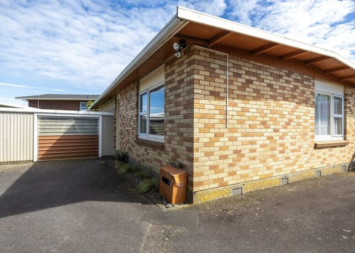  at 16B Te Mete Terrace, Merrilands, New Plymouth