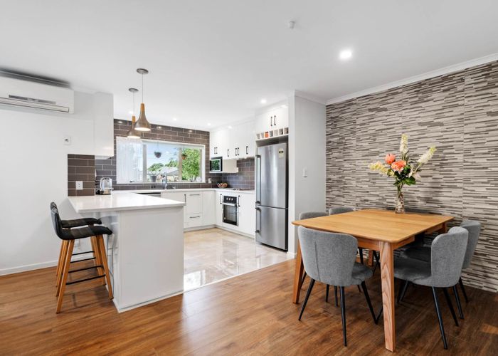  at 1 Thomas Rea Place, Te Atatu South, Auckland
