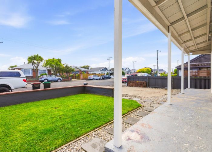  at 8 East Avenue, Saint Kilda, Dunedin, Otago