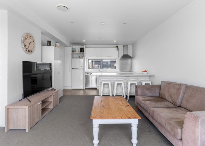  at 11/18 Ashley Place, Papamoa Beach, Papamoa