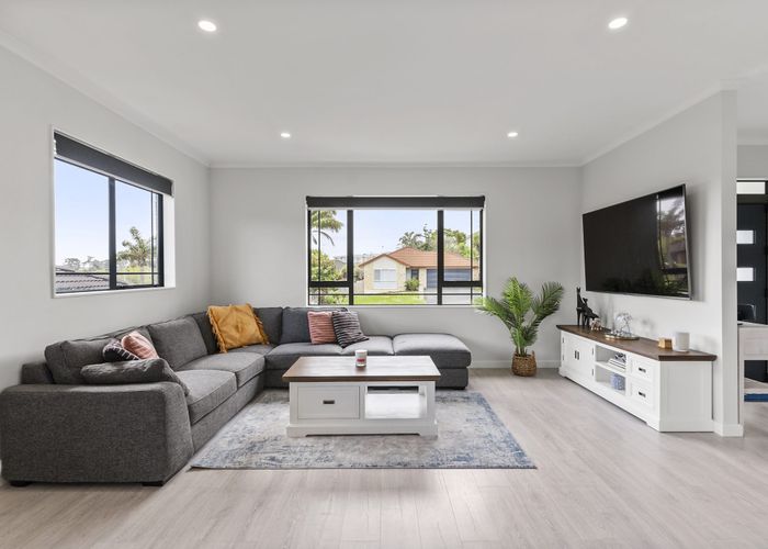  at 1 Black Teal Close, Unsworth Heights, Auckland
