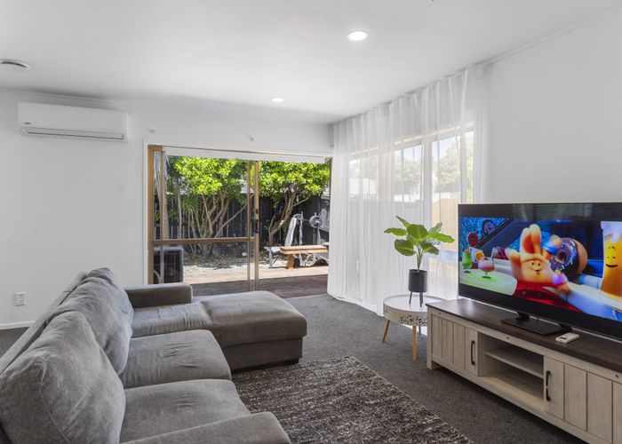  at 1/40 Marua Road, Ellerslie, Auckland