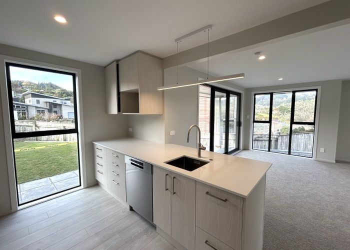  at 9A Barque Crescent, Whitby, Porirua, Wellington