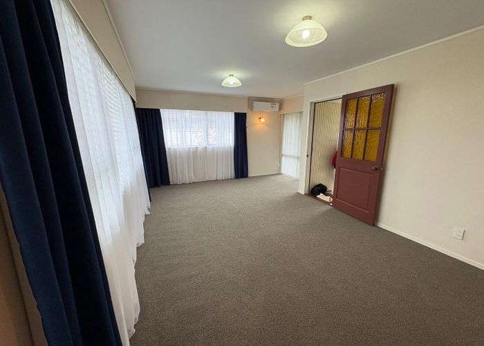  at 1/16 Regent Street, Papatoetoe, Manukau City, Auckland