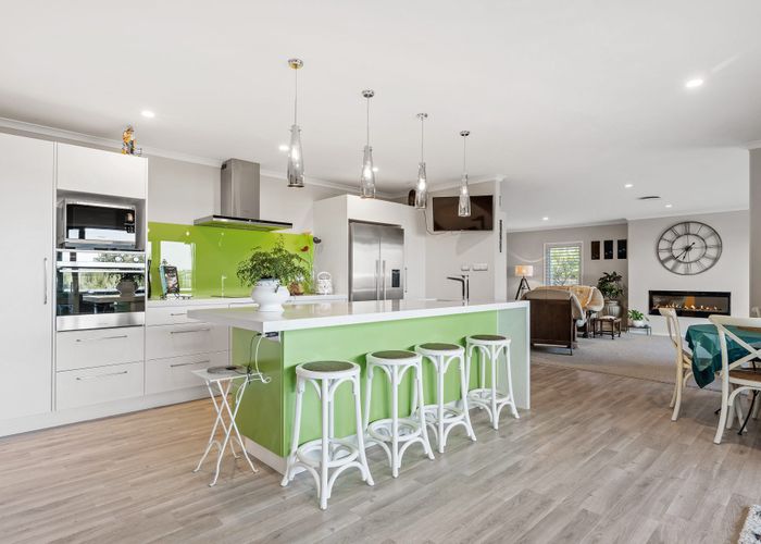  at 21 Laguna Place, Matakatia Bay, Rodney, Auckland