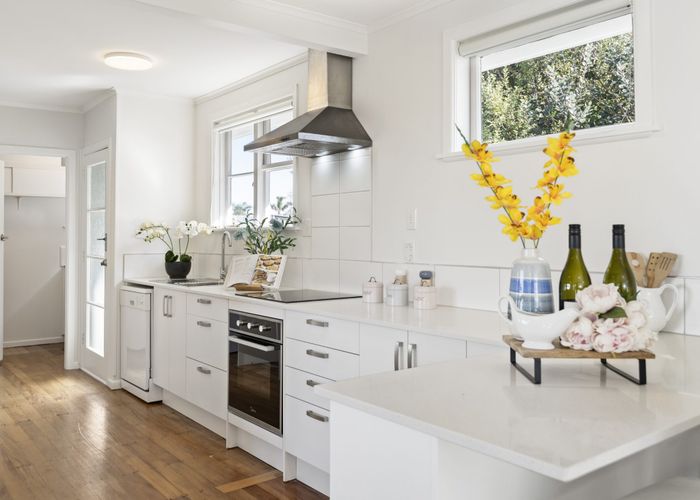  at 24 Hill Crescent, Papakura, Papakura, Auckland