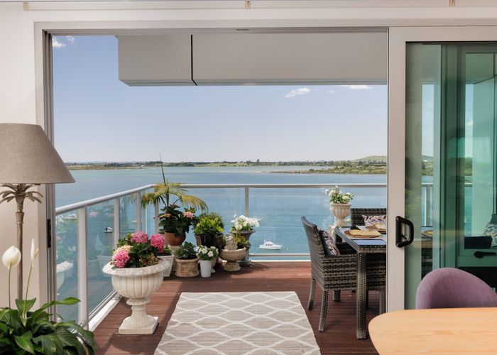  at 1206/72 Devonport Road (Devonport Towers), City Centre, Tauranga, Bay Of Plenty