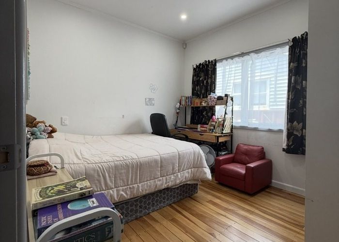  at 30 Lincoln Avenue, Epuni, Lower Hutt, Wellington