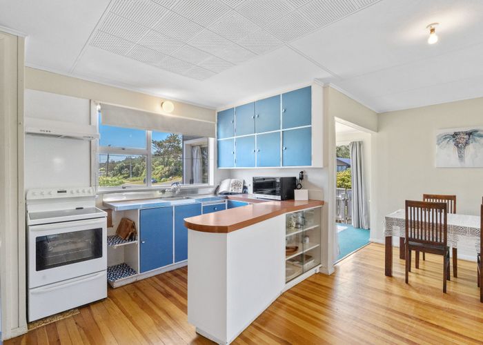  at 141 Kahukura Avenue, Waitarere Beach, Horowhenua, Manawatu / Whanganui