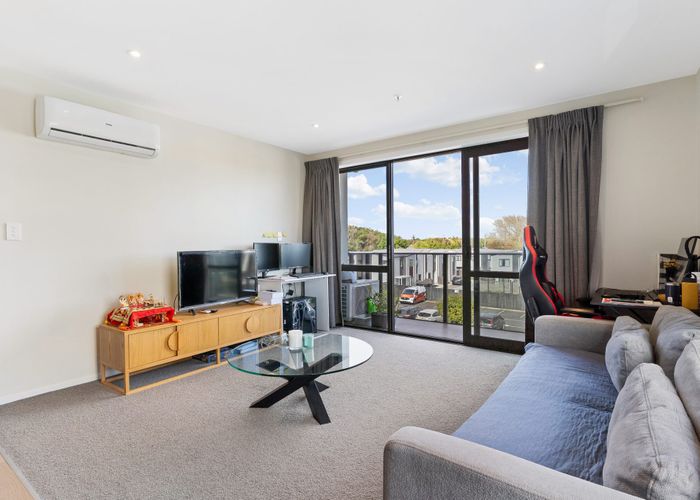  at 204/69D Hall Avenue, Mangere, Manukau City, Auckland