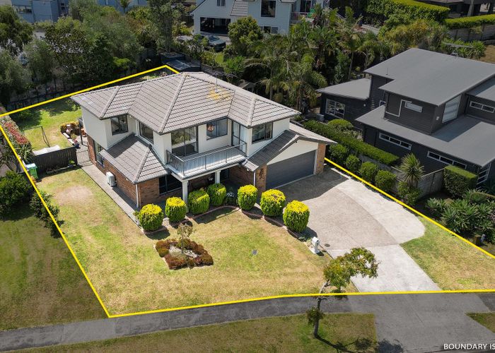  at 4 Waikura Drive, Te Atatu Peninsula, Auckland