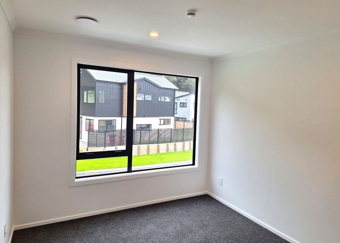  at 15 Joseph Bolton Crescent, Wallaceville, Upper Hutt, Wellington