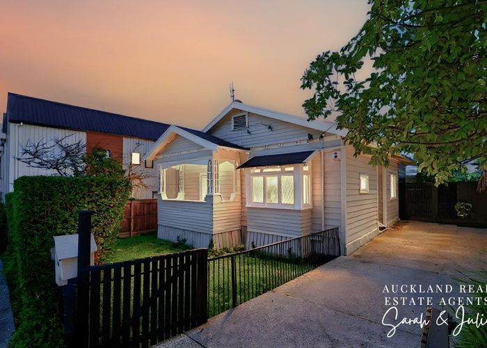  at 1/4 Walsall Street, Avondale, Auckland City, Auckland