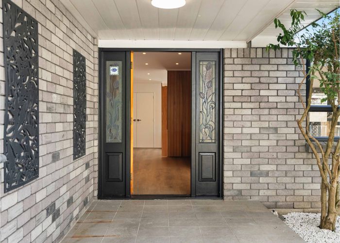  at 2/73 Puhinui Road, Papatoetoe, Manukau City, Auckland