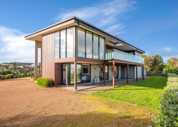  at 6 Park Road, Surfdale, Waiheke Island, Auckland