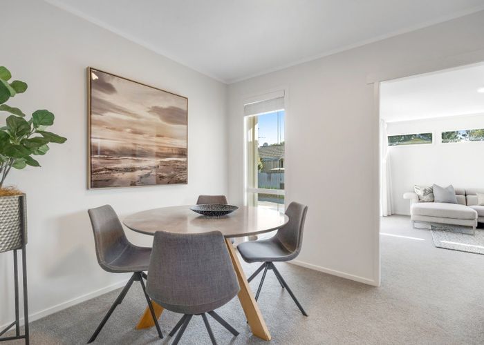  at 2/66 Prince Regent Drive, Half Moon Bay, Auckland